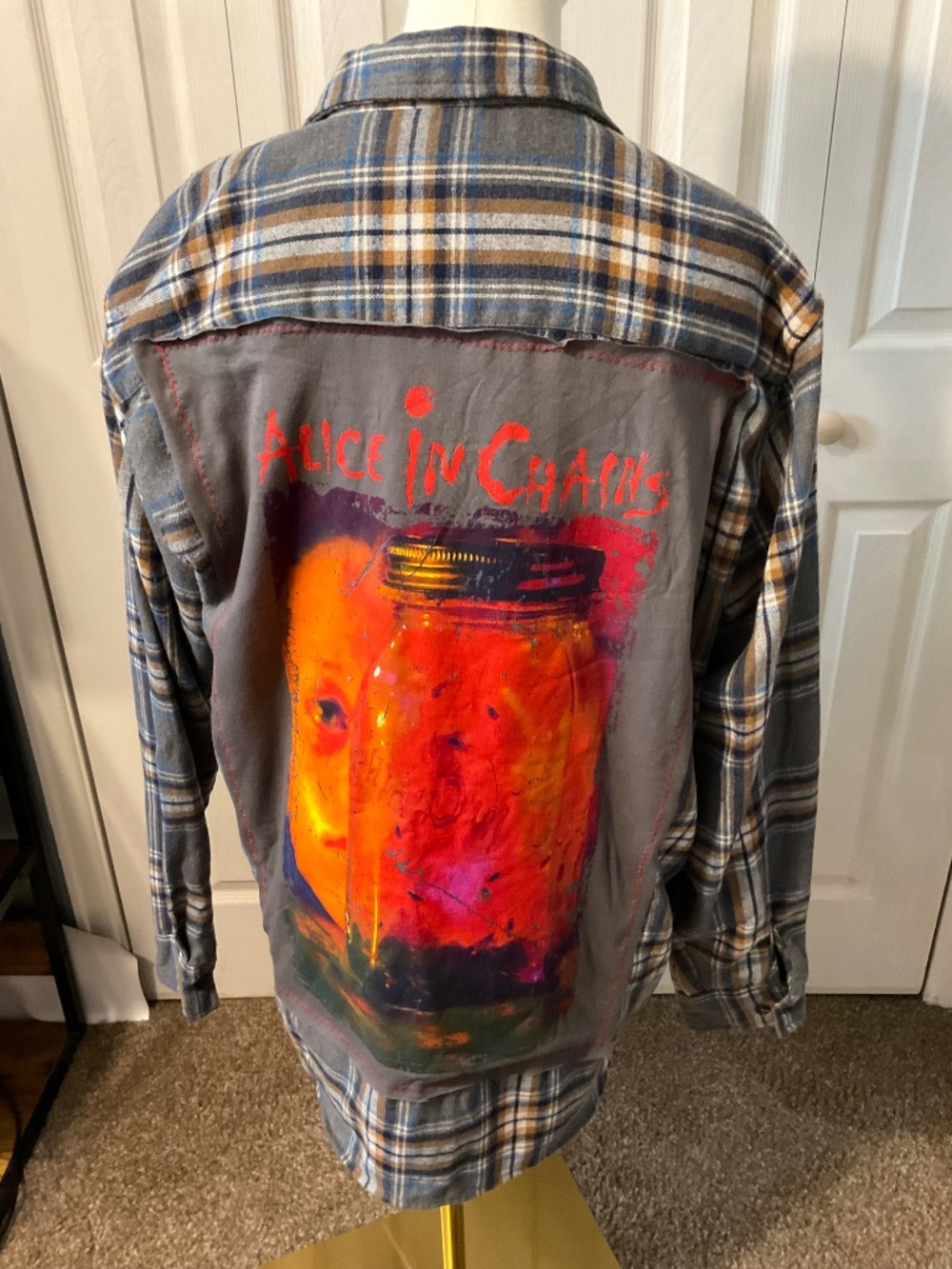Alice In Chains Upcycled Back Graphic T-Shirt on Men's XL Flannel